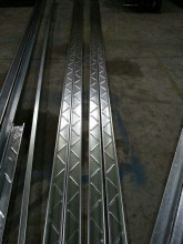 C型钢压八字筋 C型钢压八字筋