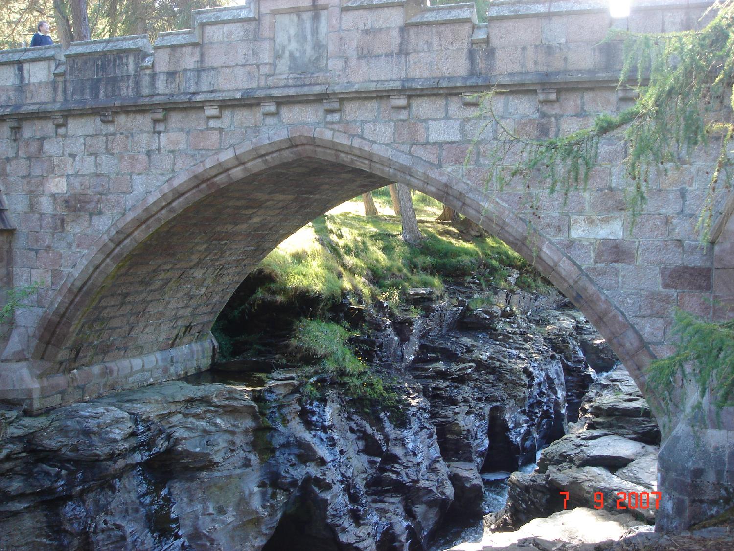 石板桥;圬工桥 网络释义专业释义                   圬工桥 圬工桥